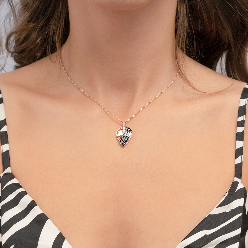 Pandantiv din aur alb și roșu cu pietre Cubic zirconia, Emailare